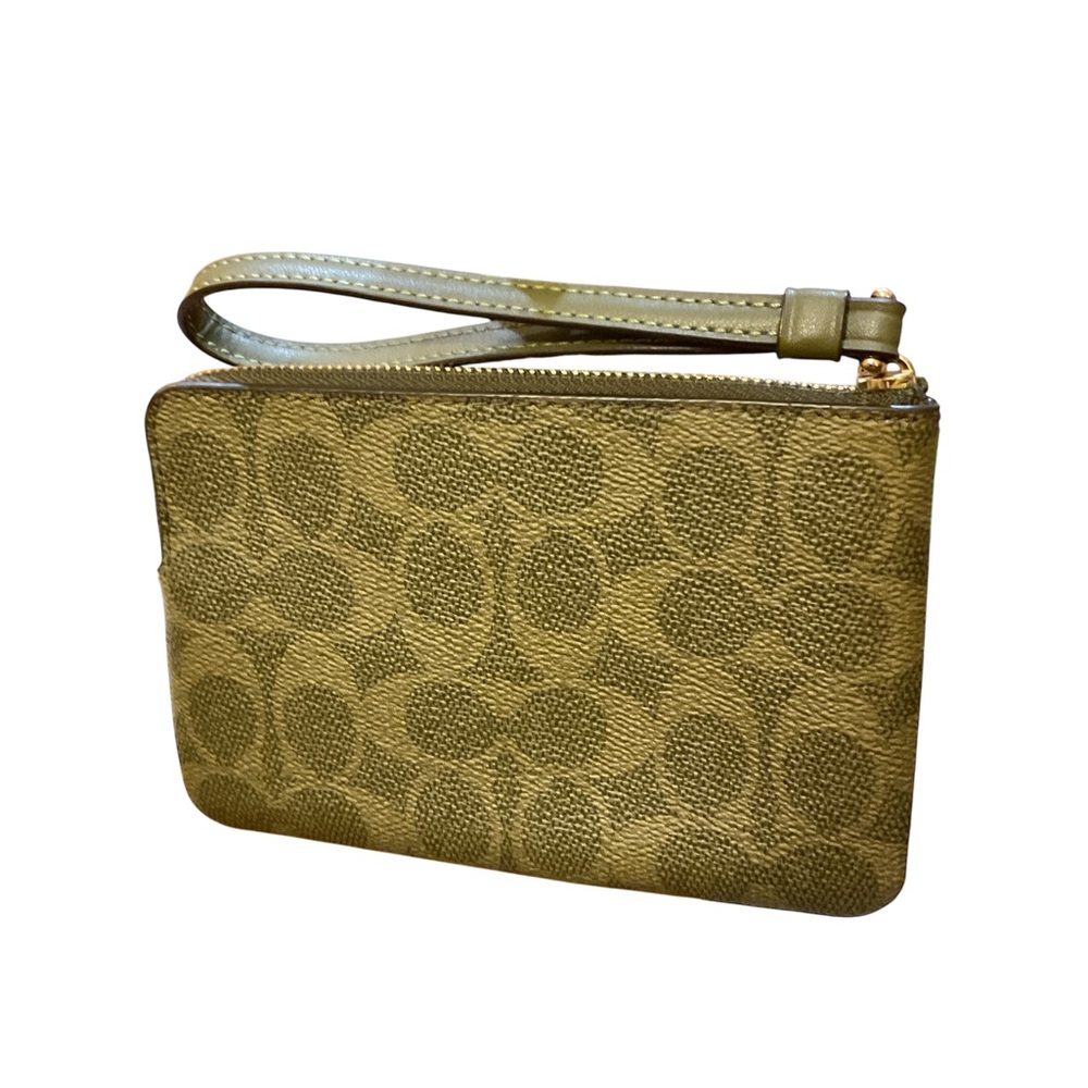 Coach Olive Green Wristlet Clutch NWOT - Picture 3 of 3